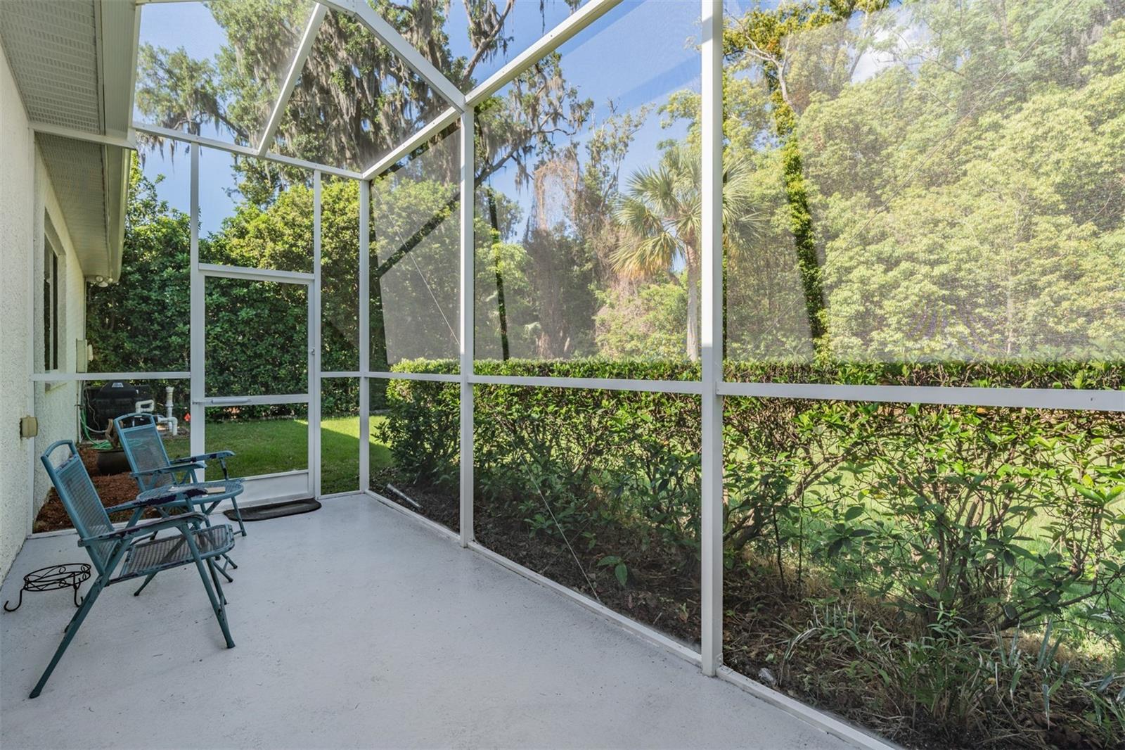 Listing photo id 18 for 12220 Woodlands Circle