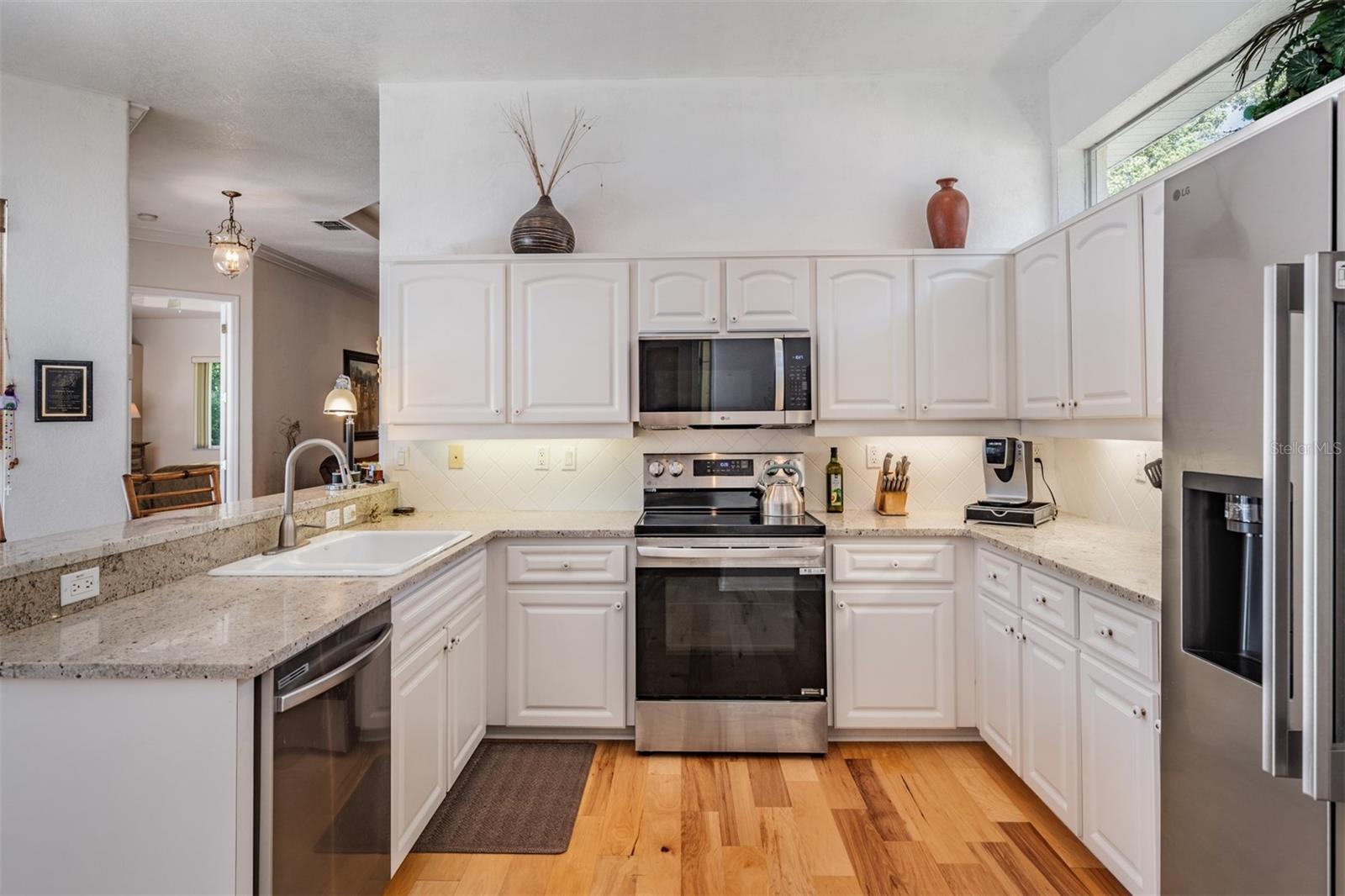 Listing photo id 22 for 12220 Woodlands Circle