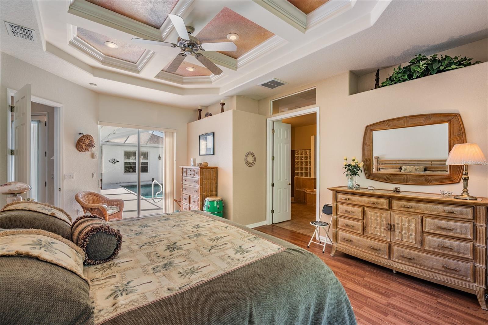 Listing photo id 28 for 12220 Woodlands Circle