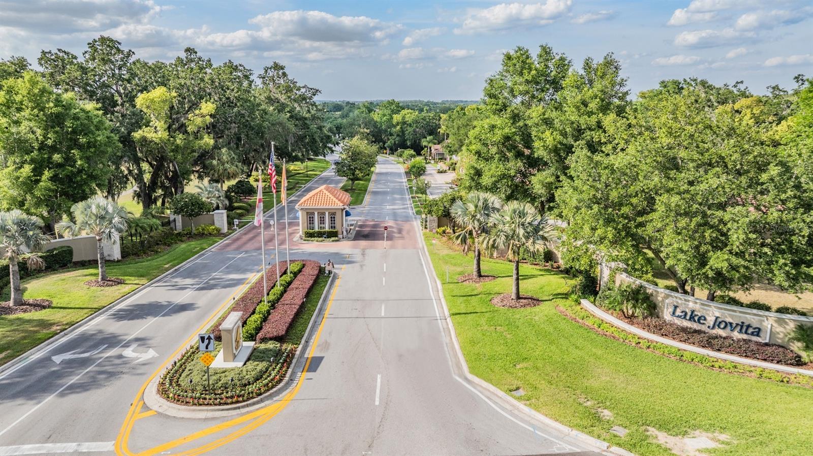 Listing photo id 53 for 12220 Woodlands Circle