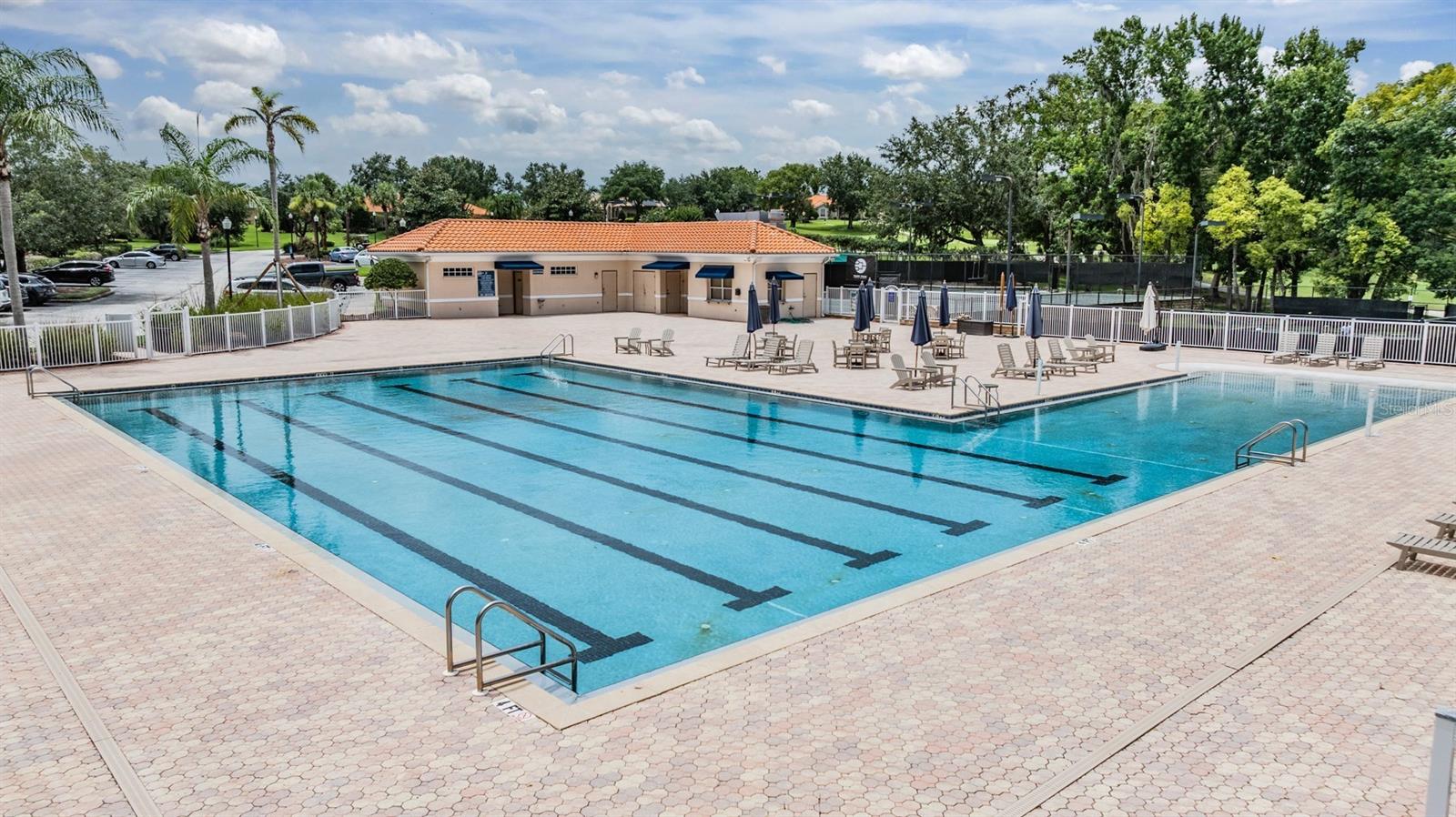 Listing photo id 59 for 12220 Woodlands Circle