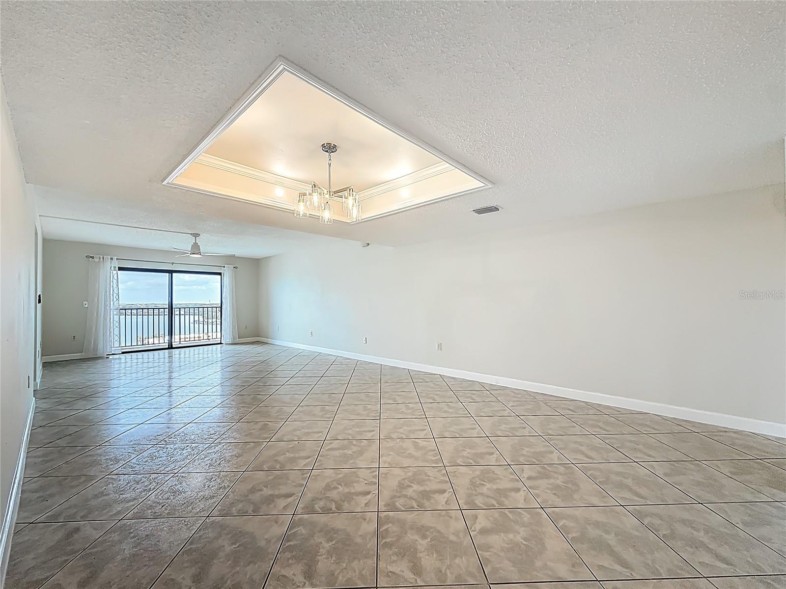 Image 16 of 62 For 7300 Sun Island Dr S,  1403