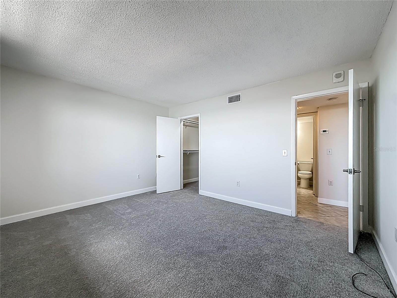 Image 32 of 62 For 7300 Sun Island Dr S,  1403