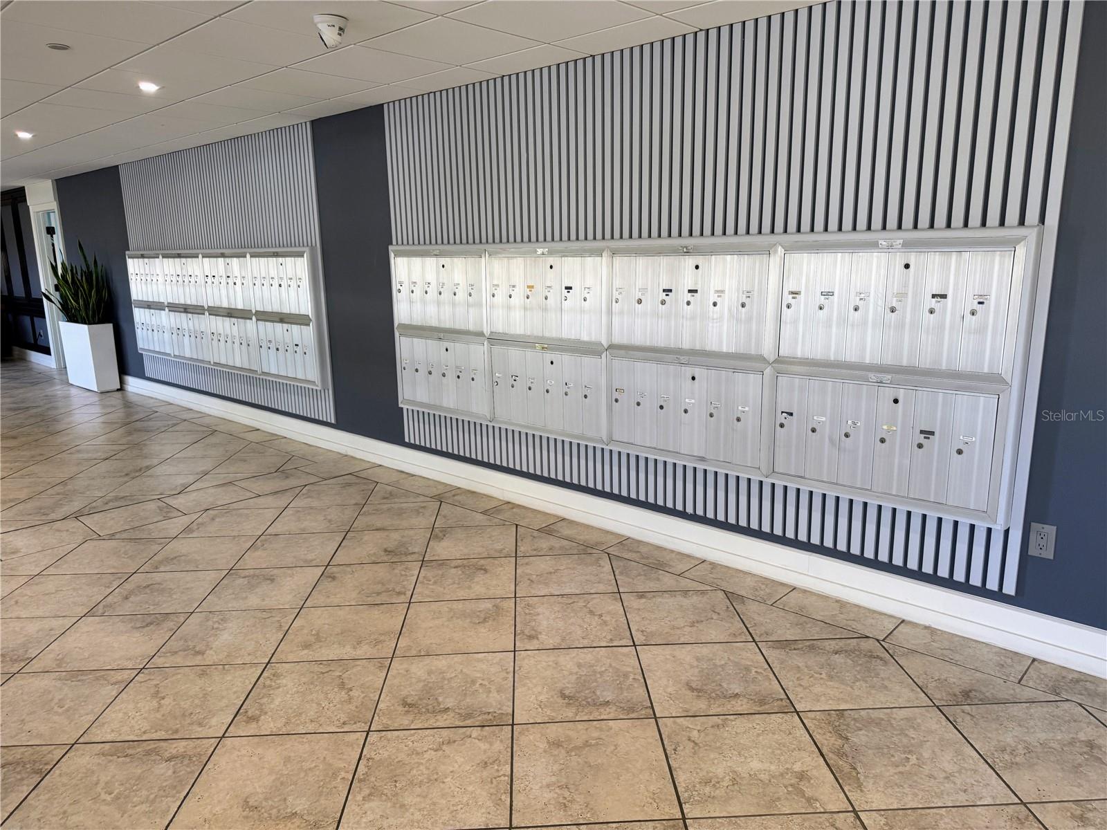 Image 45 of 62 For 7300 Sun Island Dr S,  1403