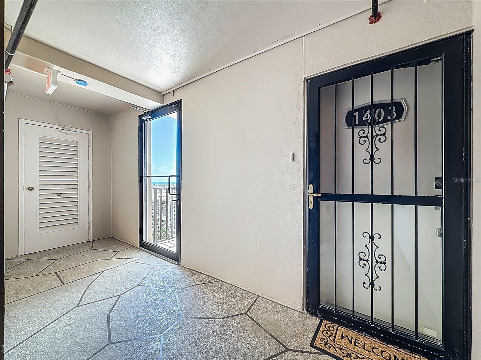 Image 8 of 62 For 7300 Sun Island Dr S,  1403