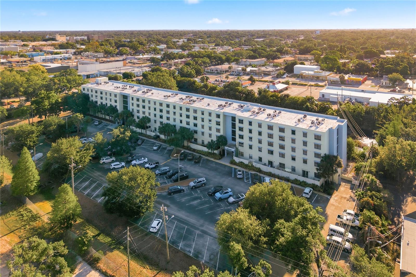 Image 23 of 33 For 701 Madison Avenue 420