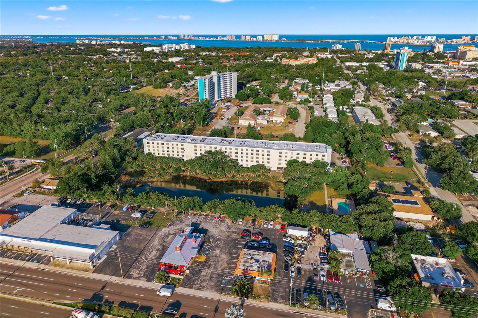 Image 29 of 33 For 701 Madison Avenue 420