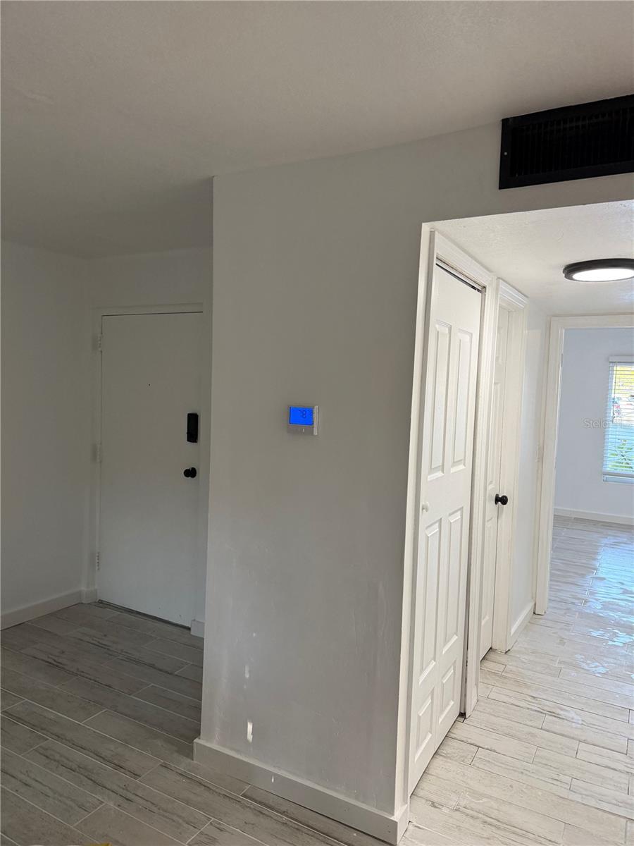 Image 20 of 25 For 2611 Pine Lake Terrace A