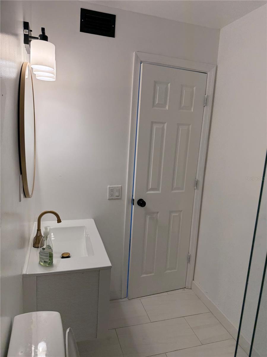 Image 25 of 25 For 2611 Pine Lake Terrace A