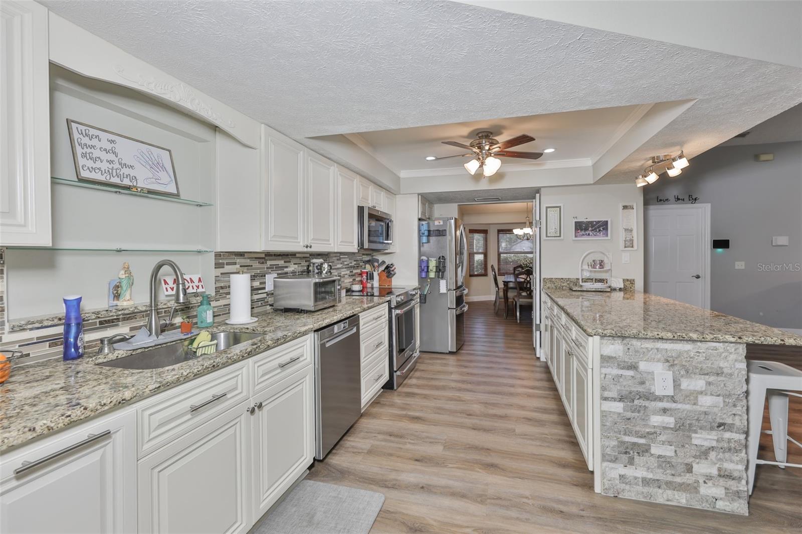 Image 25 of 59 For 3931 Appletree Drive