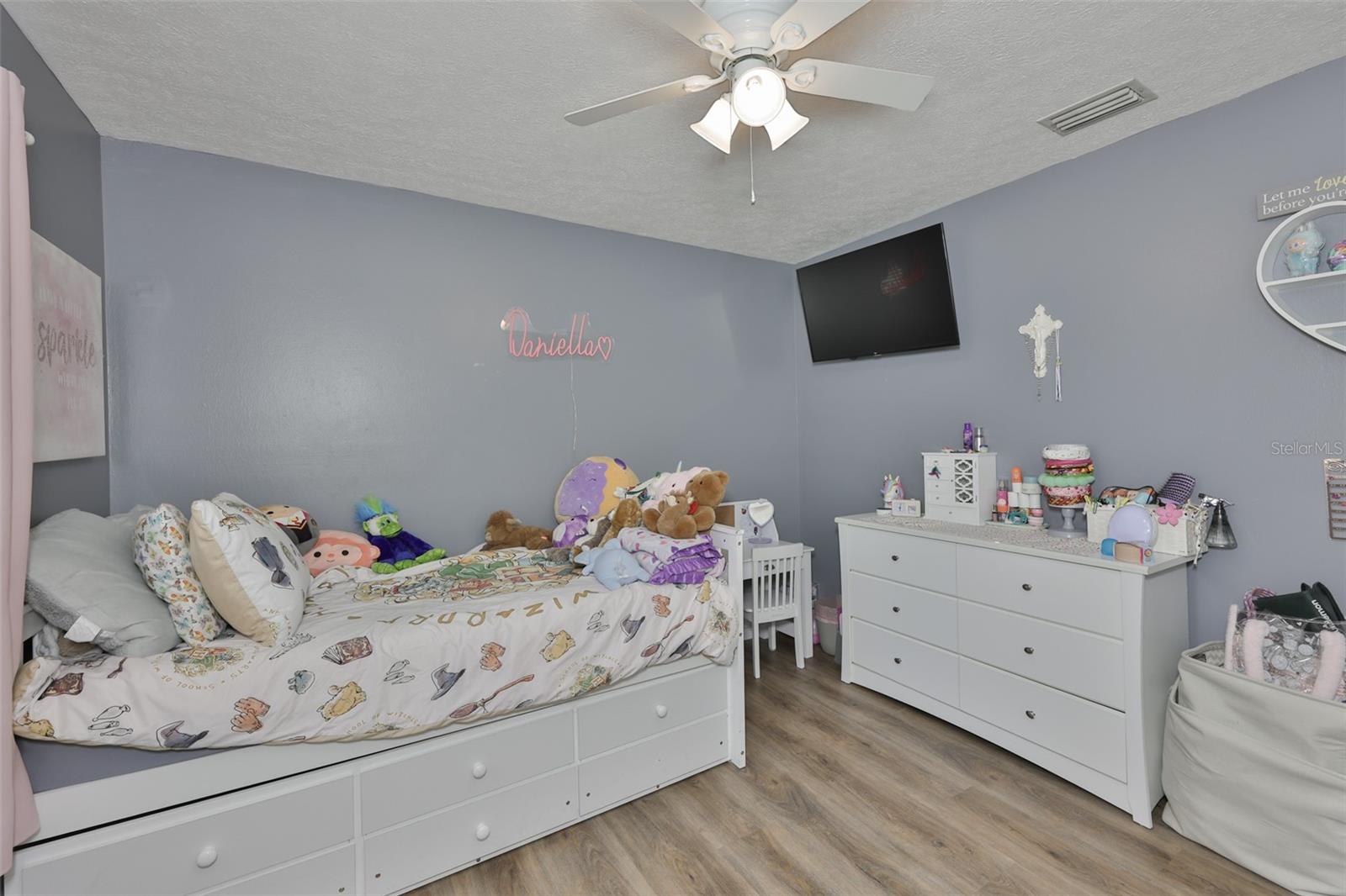 Image 32 of 59 For 3931 Appletree Drive