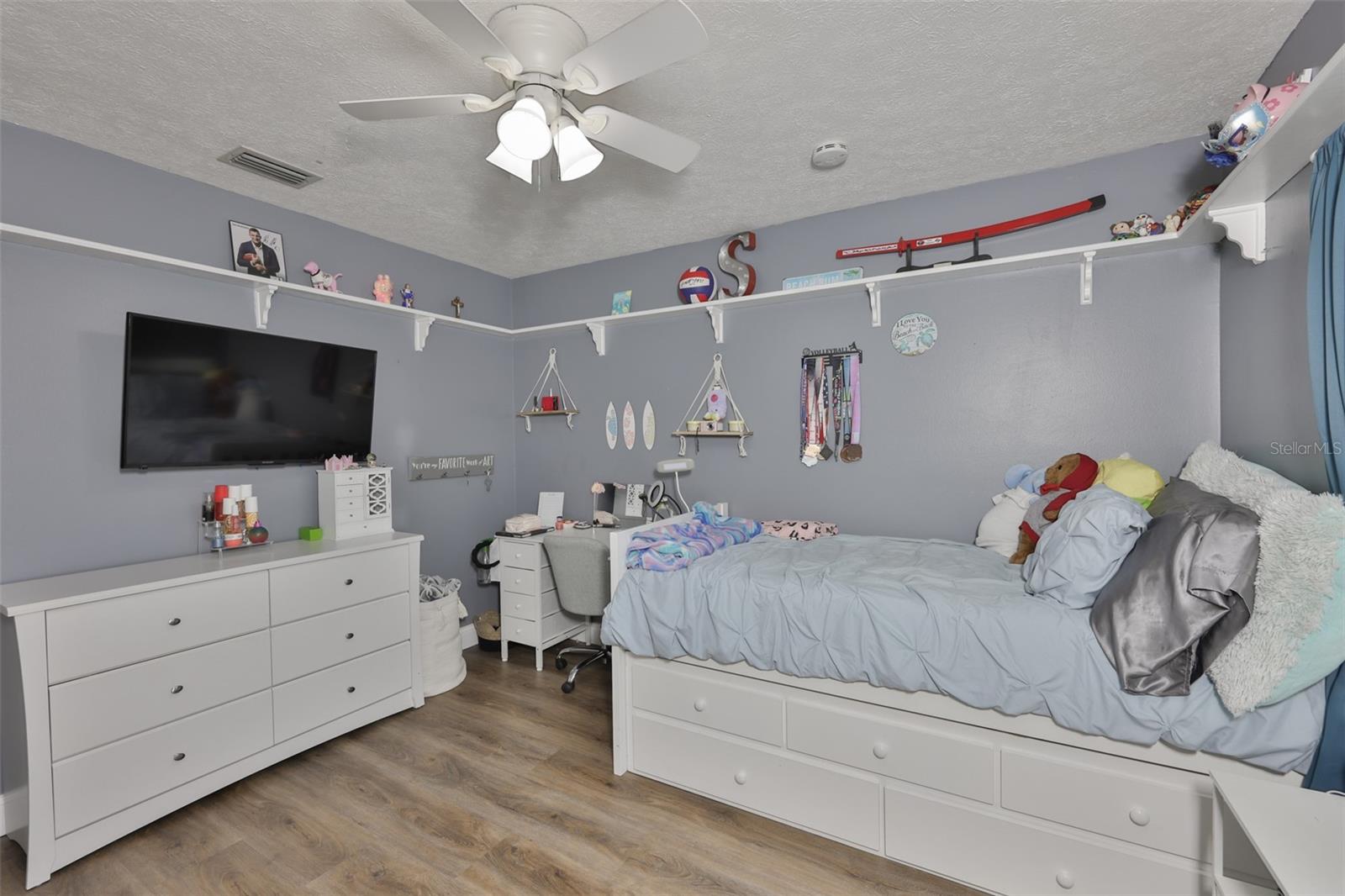 Image 35 of 59 For 3931 Appletree Drive