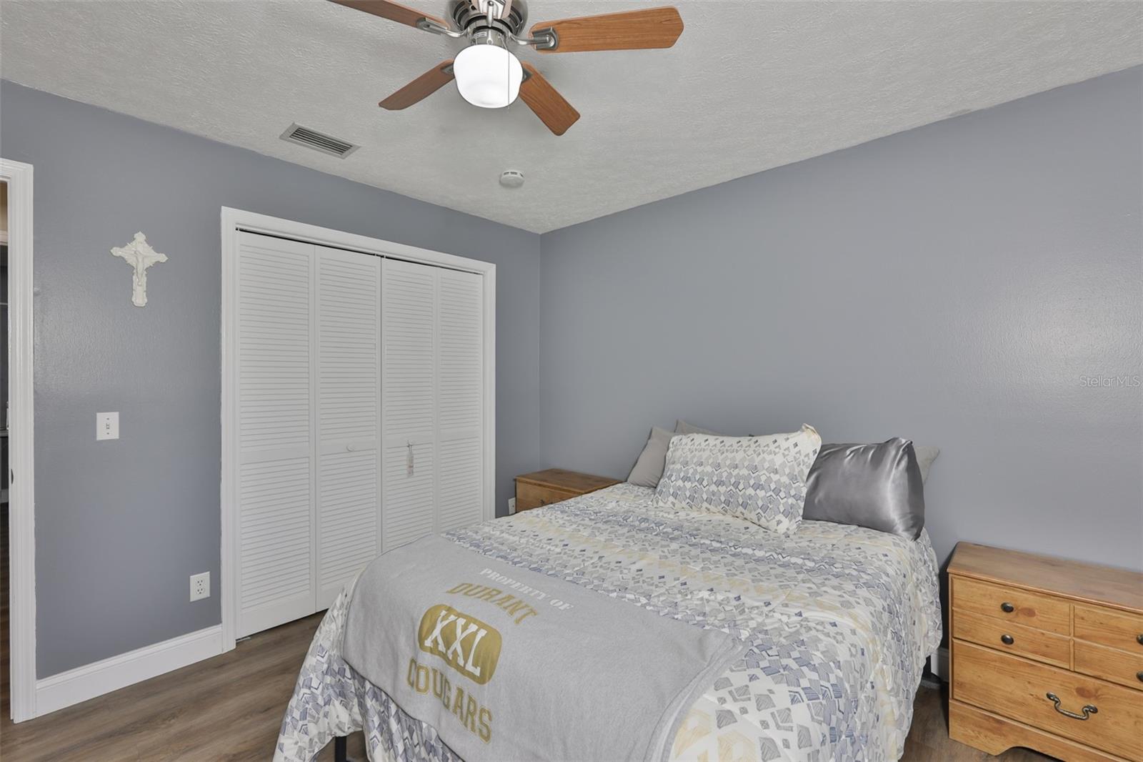 Image 37 of 59 For 3931 Appletree Drive