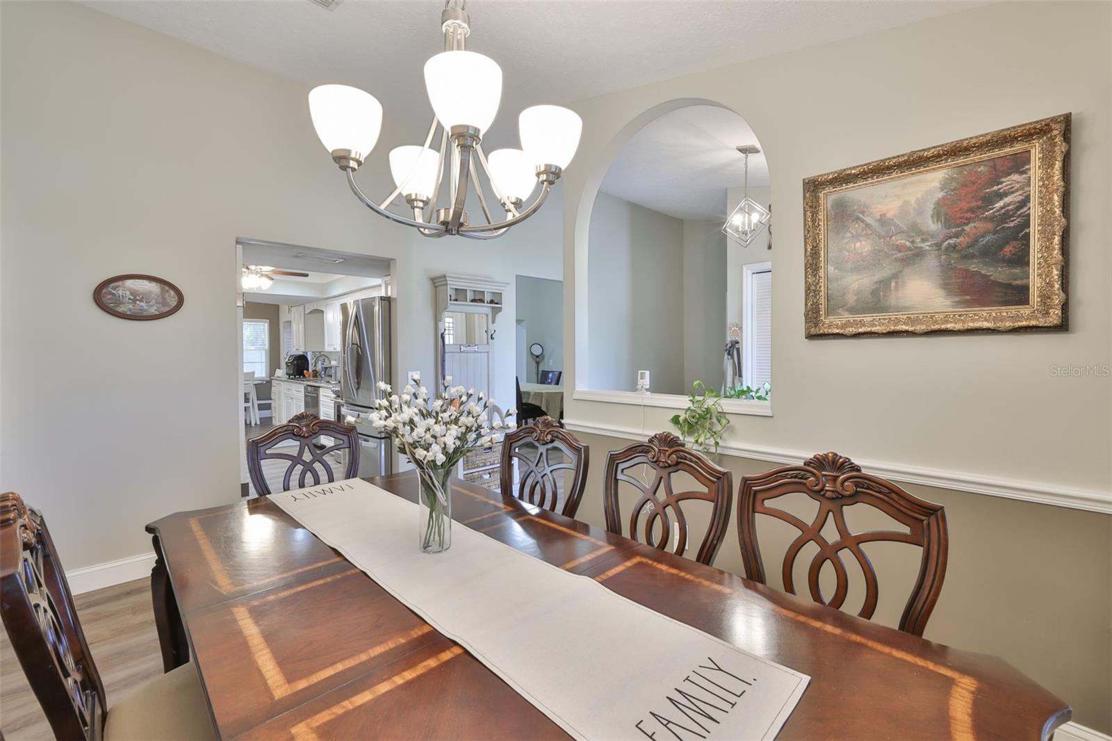 Image 9 of 59 For 3931 Appletree Drive