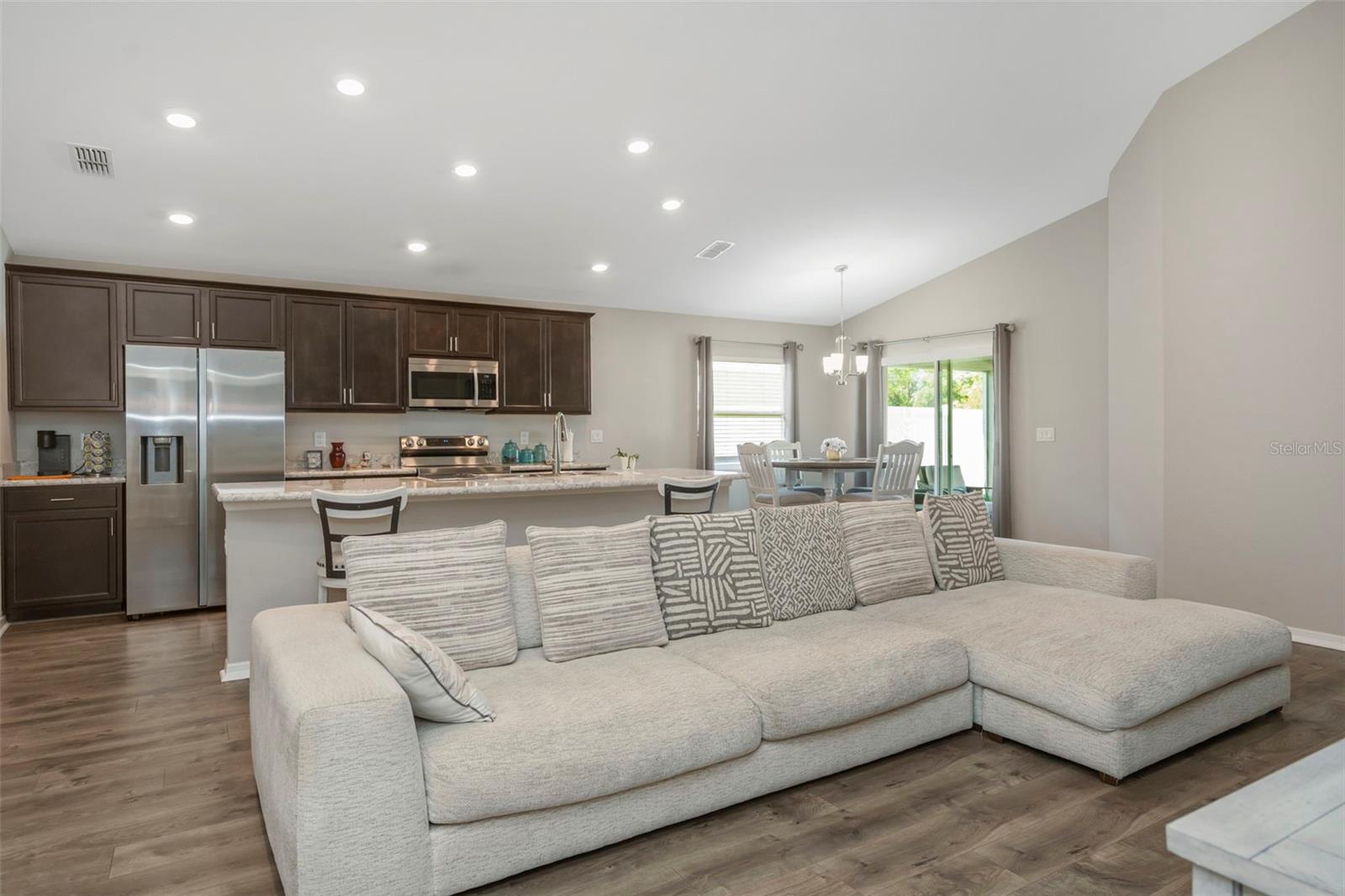 Image 4 of 30 For 1343 Mezzavalle Way