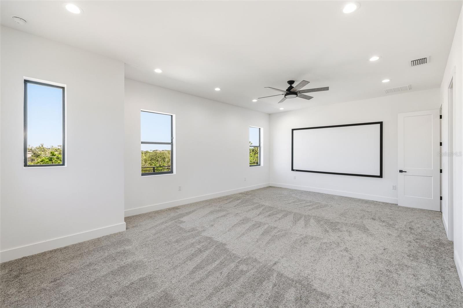 Image 43 of 50 For 7501 Sherrill Street