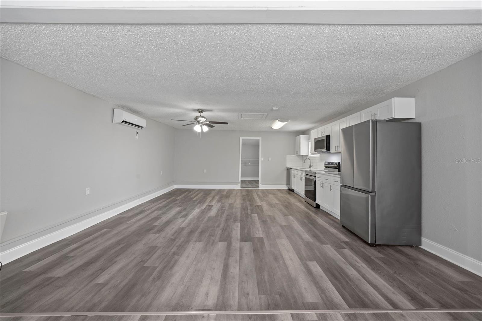 Image 14 of 31 For 5045 Green Key Road