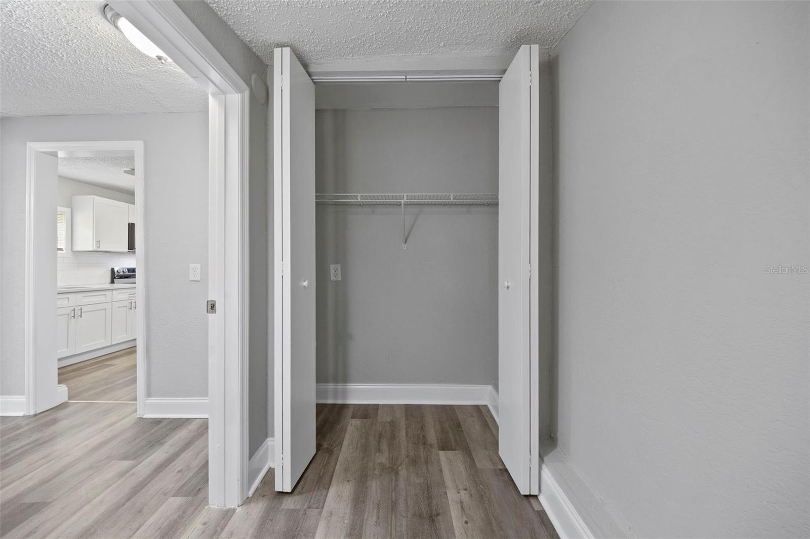 Image 19 of 31 For 5045 Green Key Road