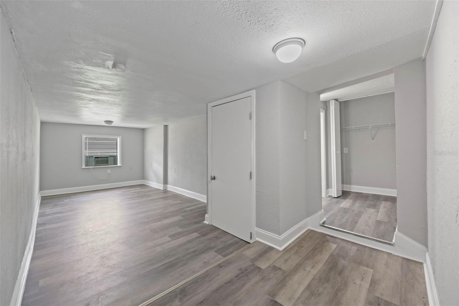 Image 20 of 31 For 5045 Green Key Road