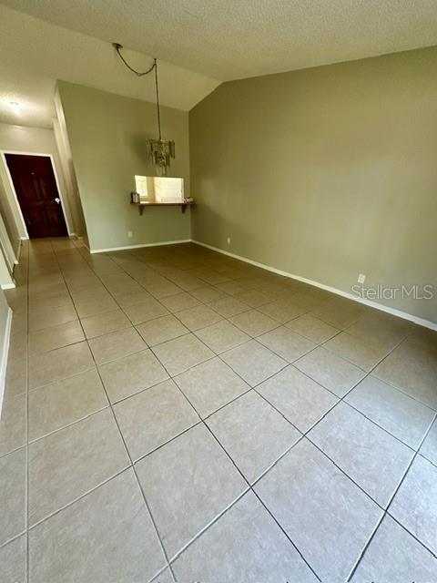 Image 16 of 27 For 1109 Rohe Street A & B