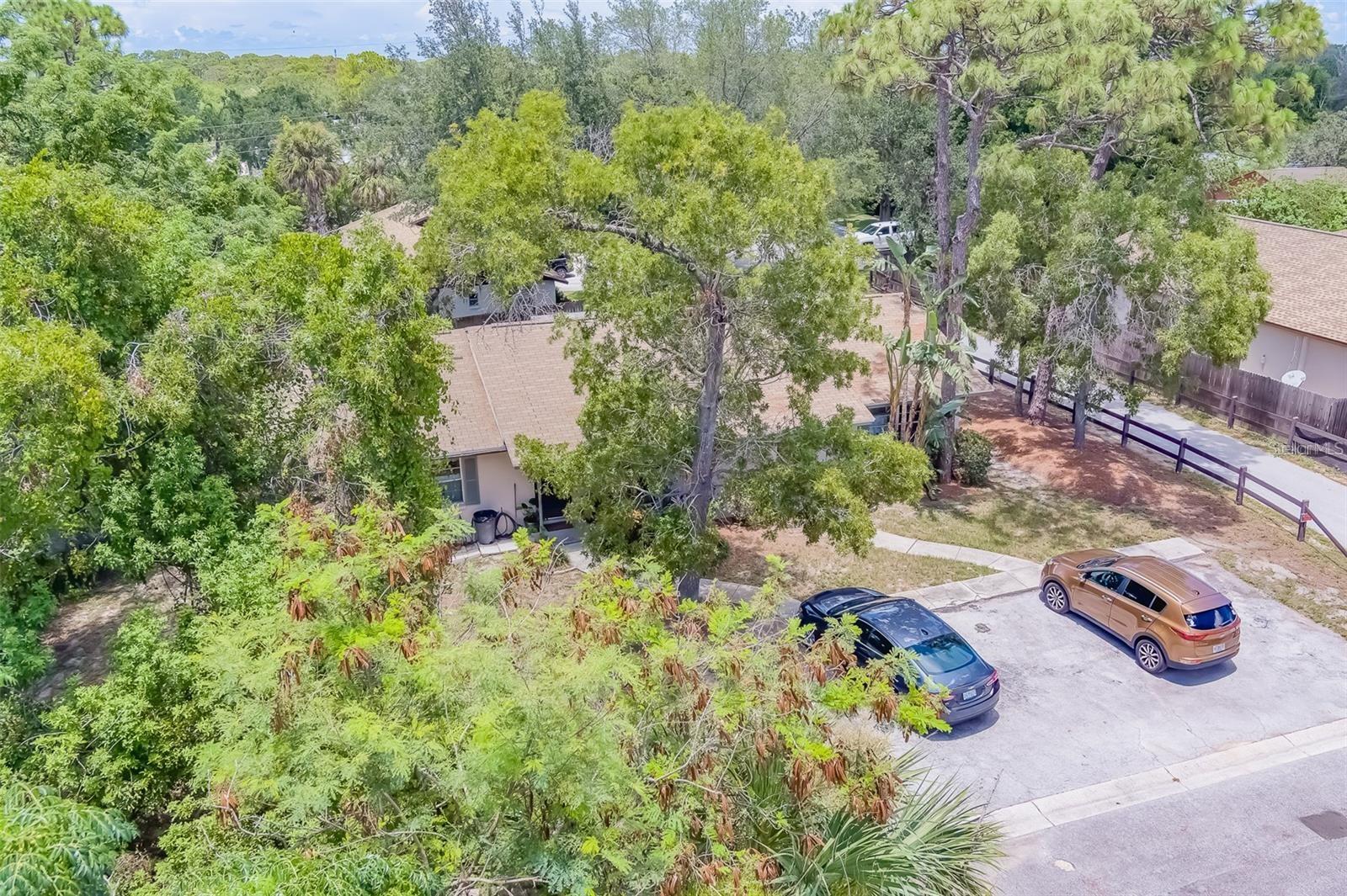 Image 24 of 27 For 1109 Rohe Street A & B