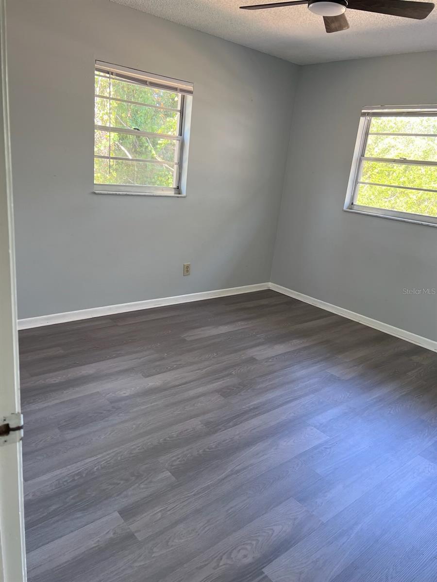 Image 7 of 27 For 1109 Rohe Street A & B