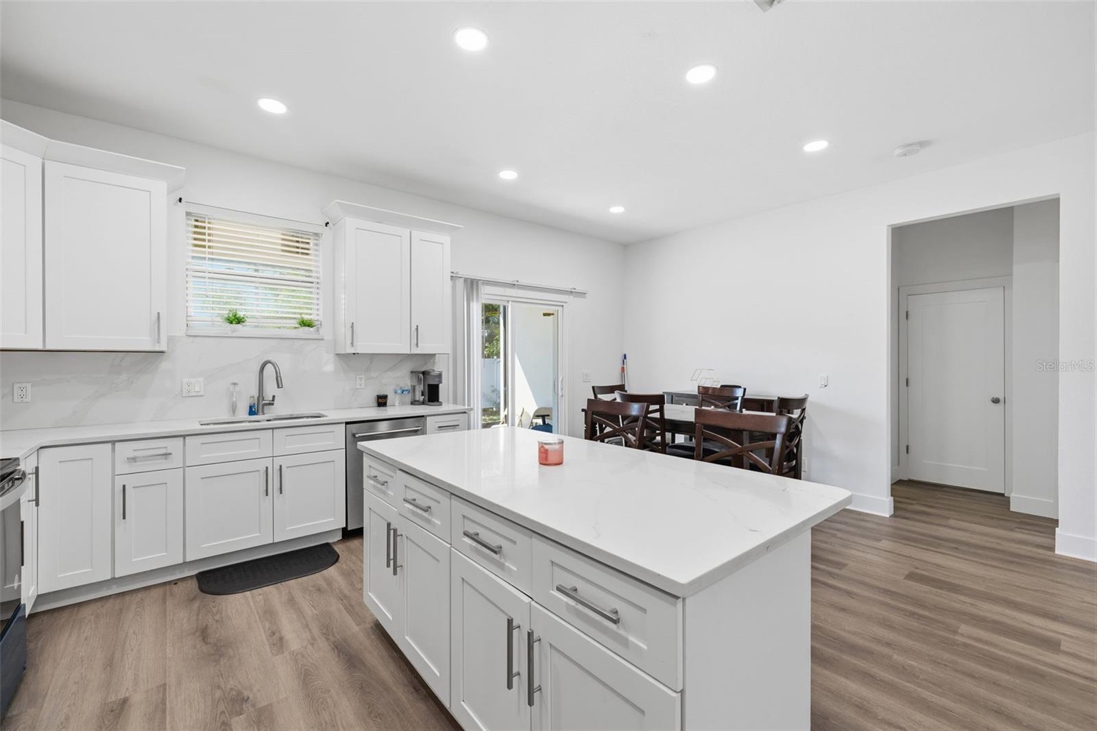 Image 5 of 22 For 4401 Cobia Drive Se