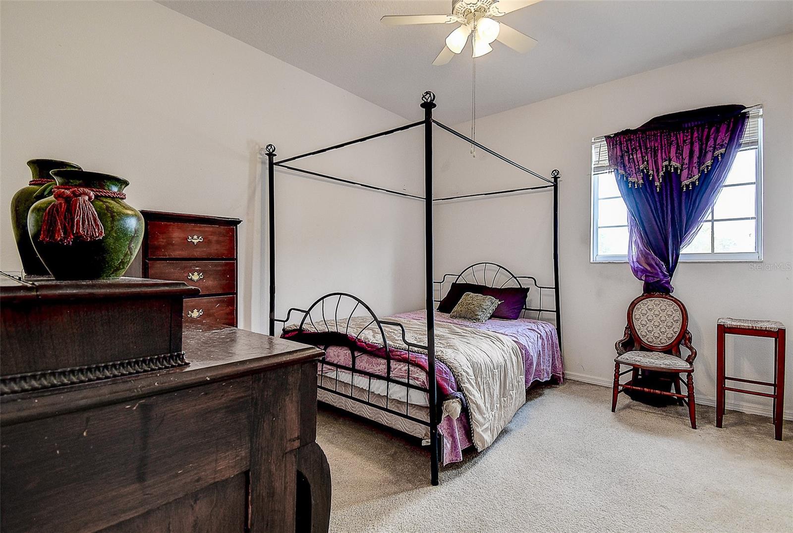 Listing photo id 15 for 14985 Alan Court