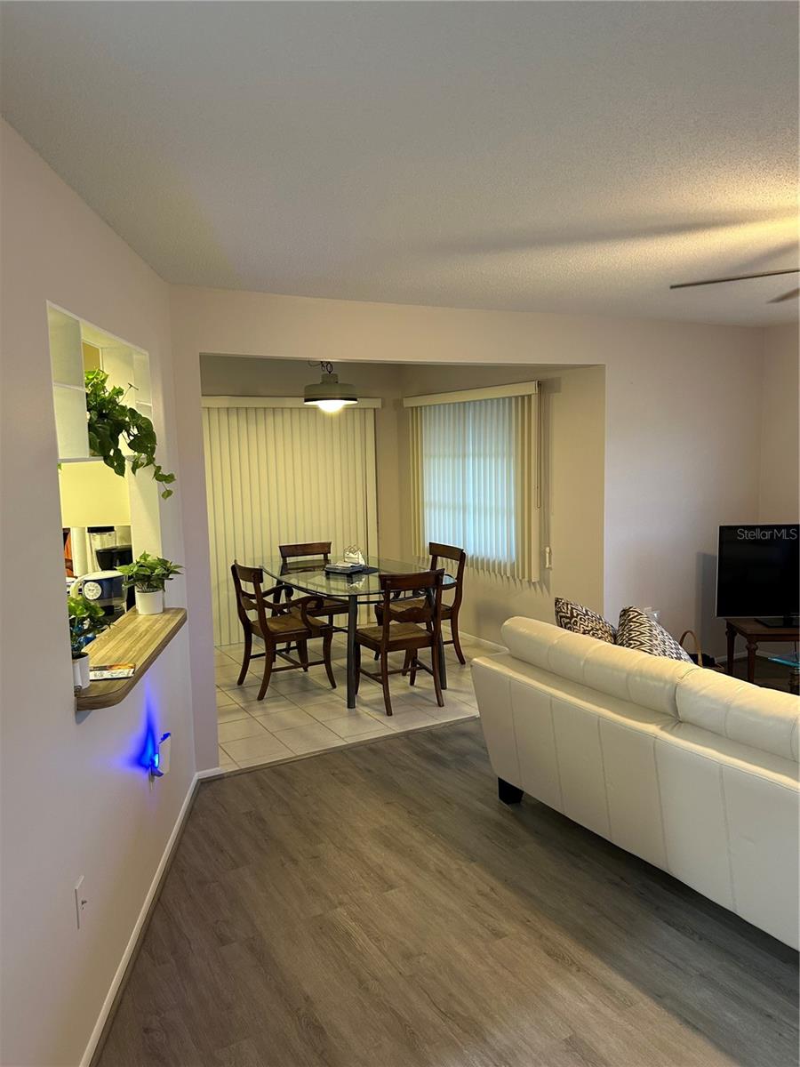 Image 5 of 12 For 209 Matisse Circle