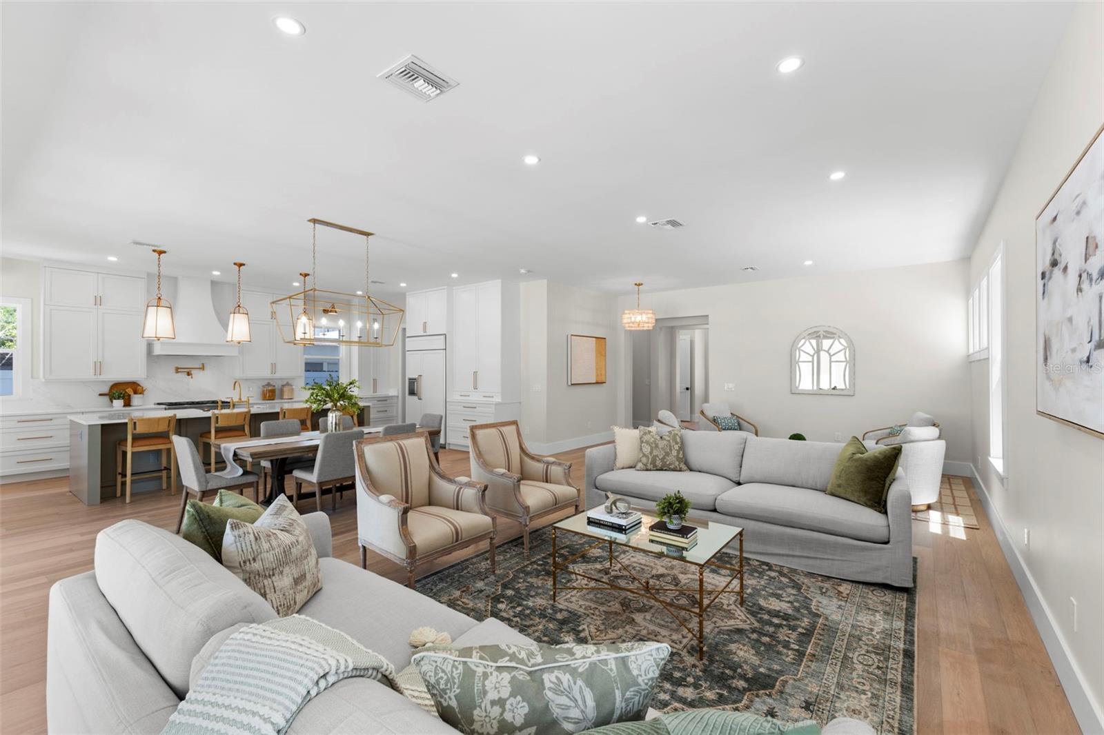 Image 12 of 65 For 1100 8th Street N