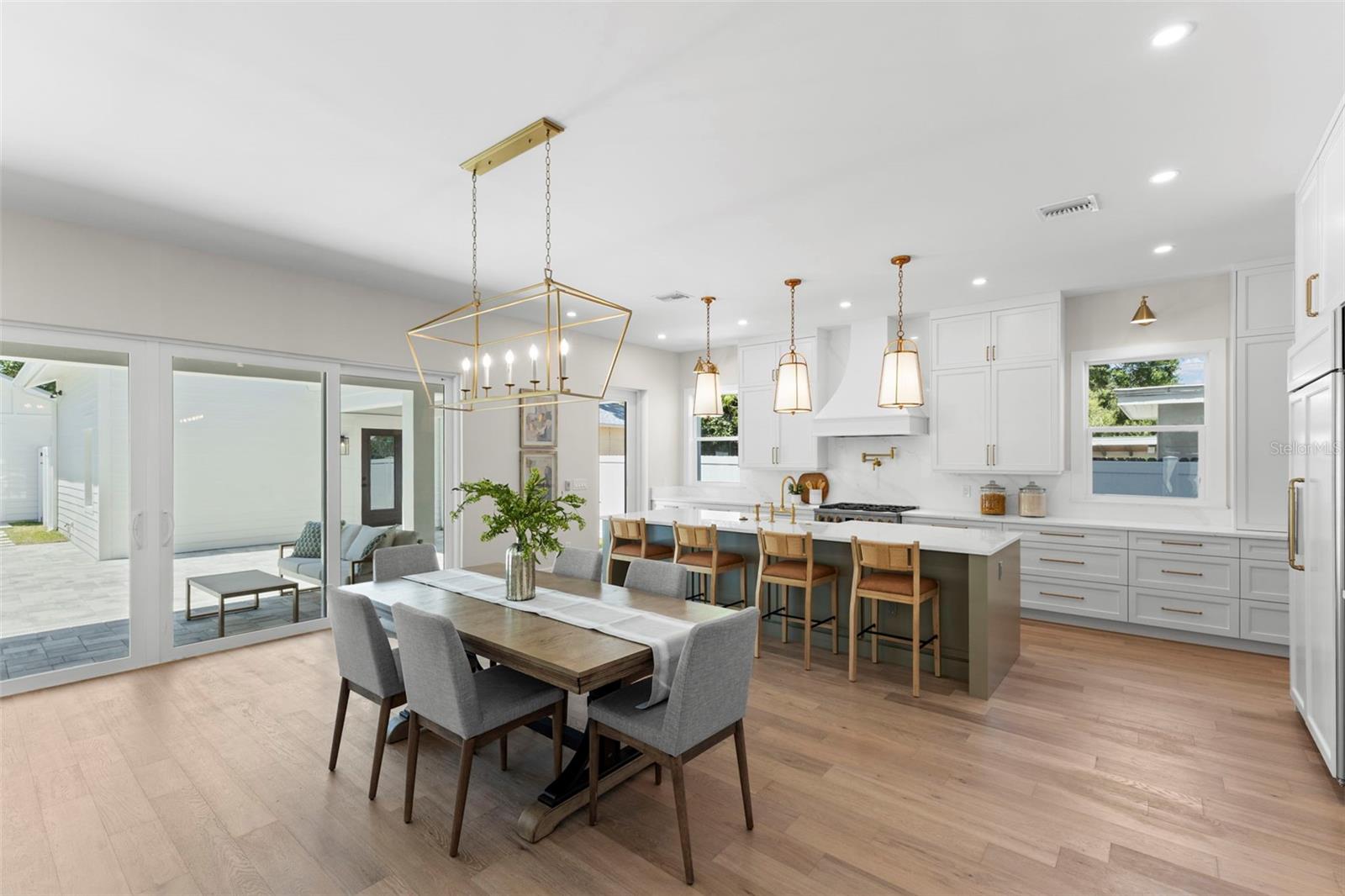 Image 16 of 65 For 1100 8th Street N