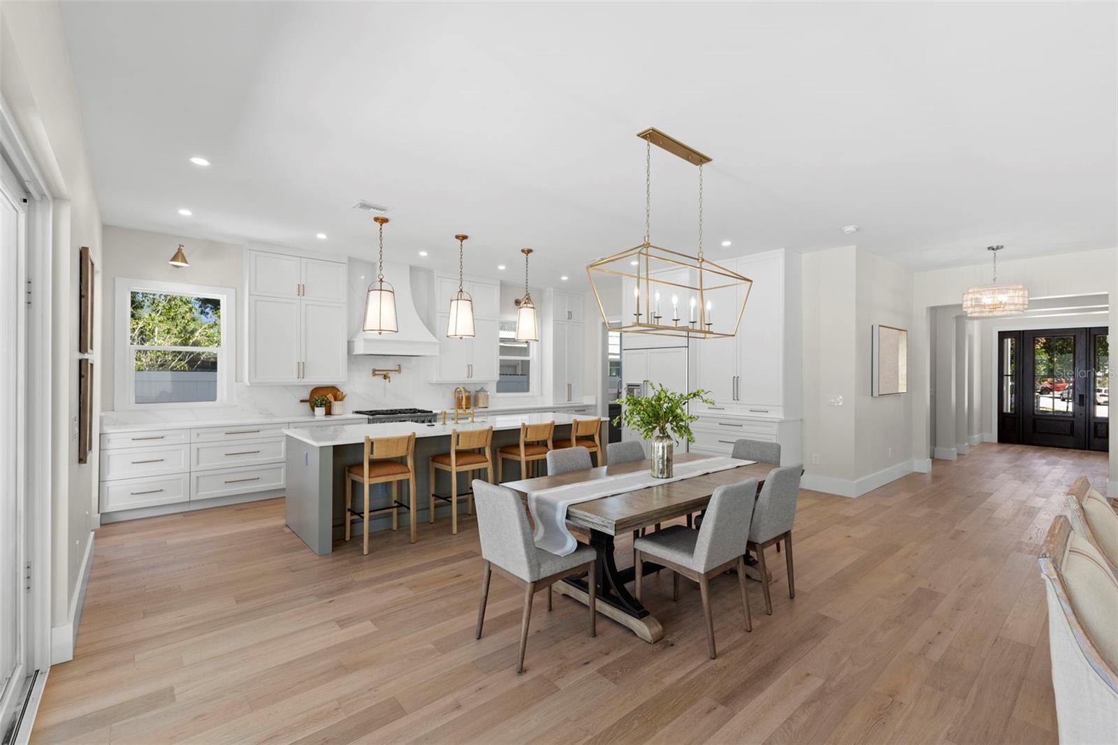 Image 17 of 65 For 1100 8th Street N