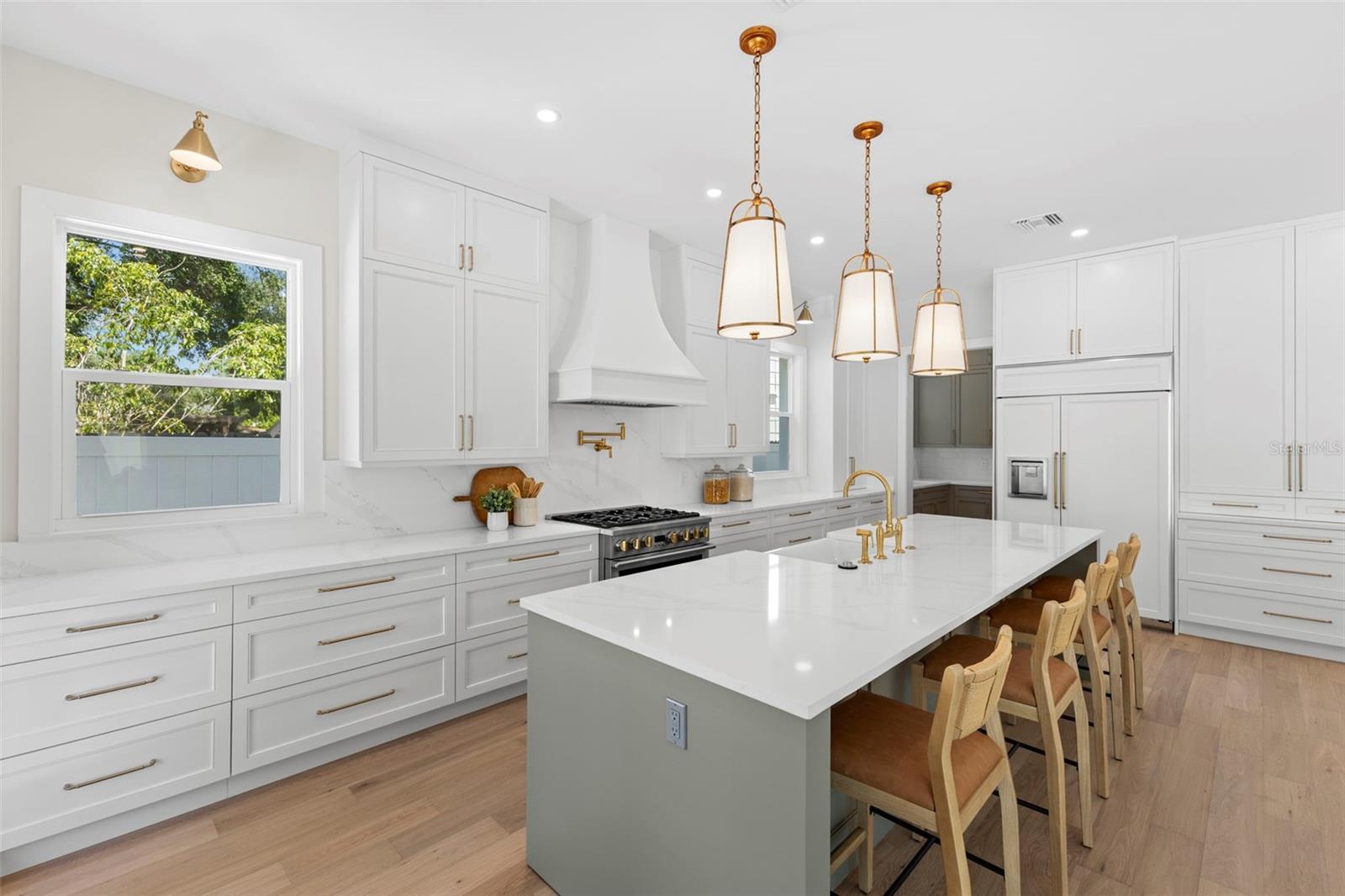 Image 19 of 65 For 1100 8th Street N