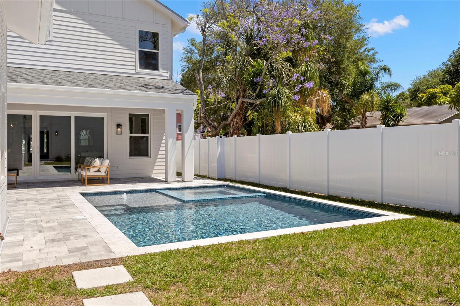 Image 29 of 65 For 1100 8th Street N