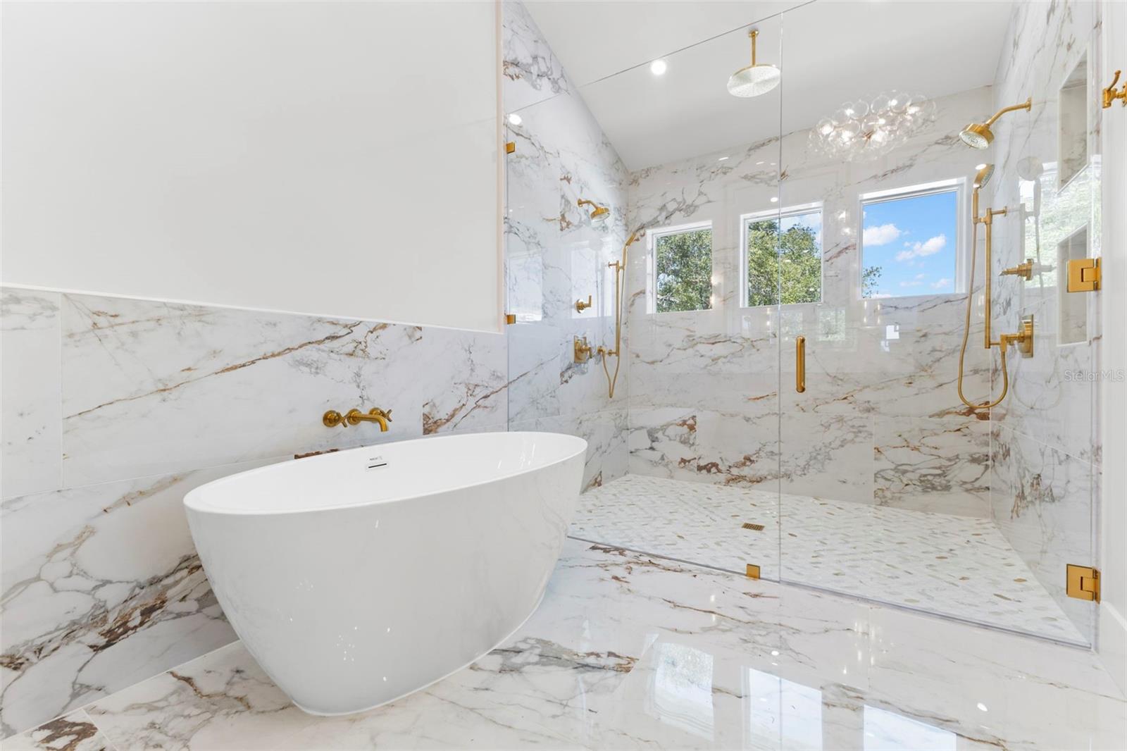 Image 36 of 65 For 1100 8th Street N