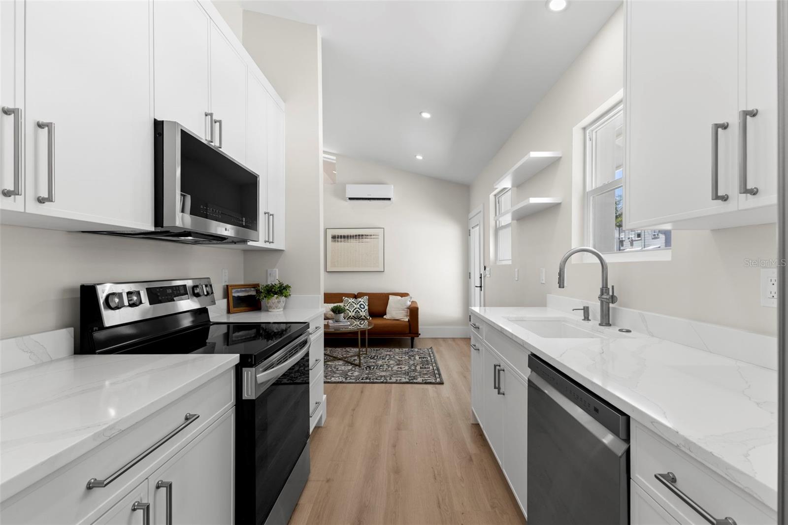 Image 49 of 65 For 1100 8th Street N