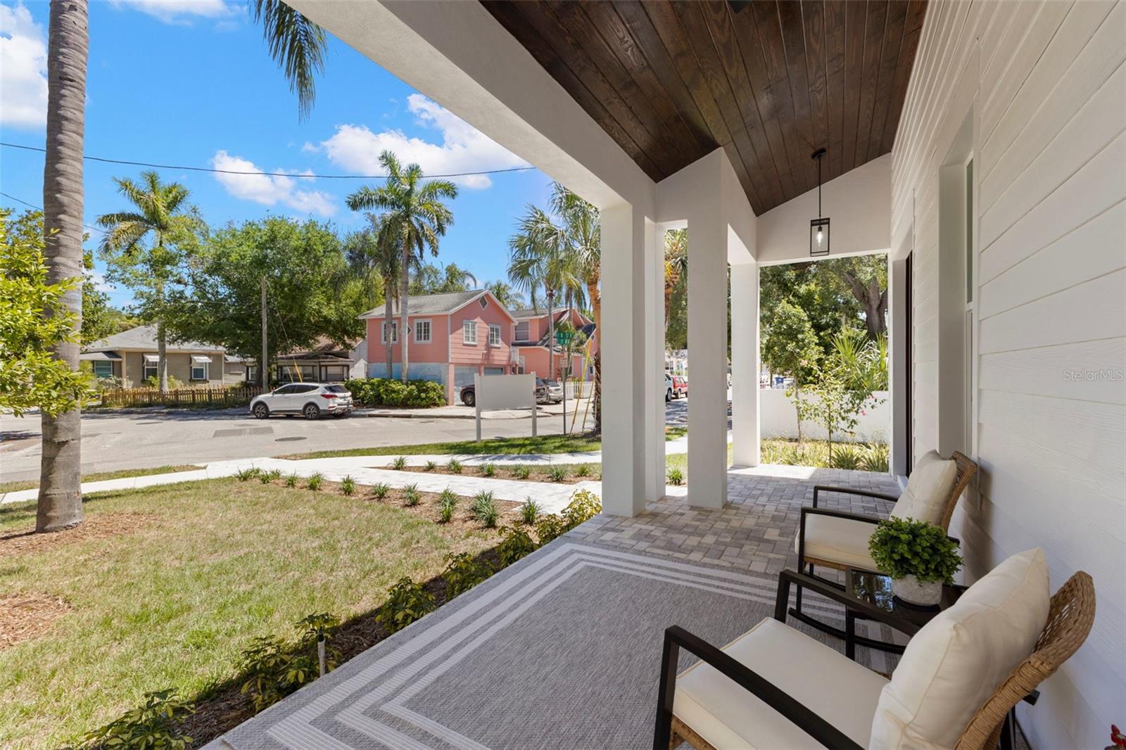 Image 6 of 65 For 1100 8th Street N