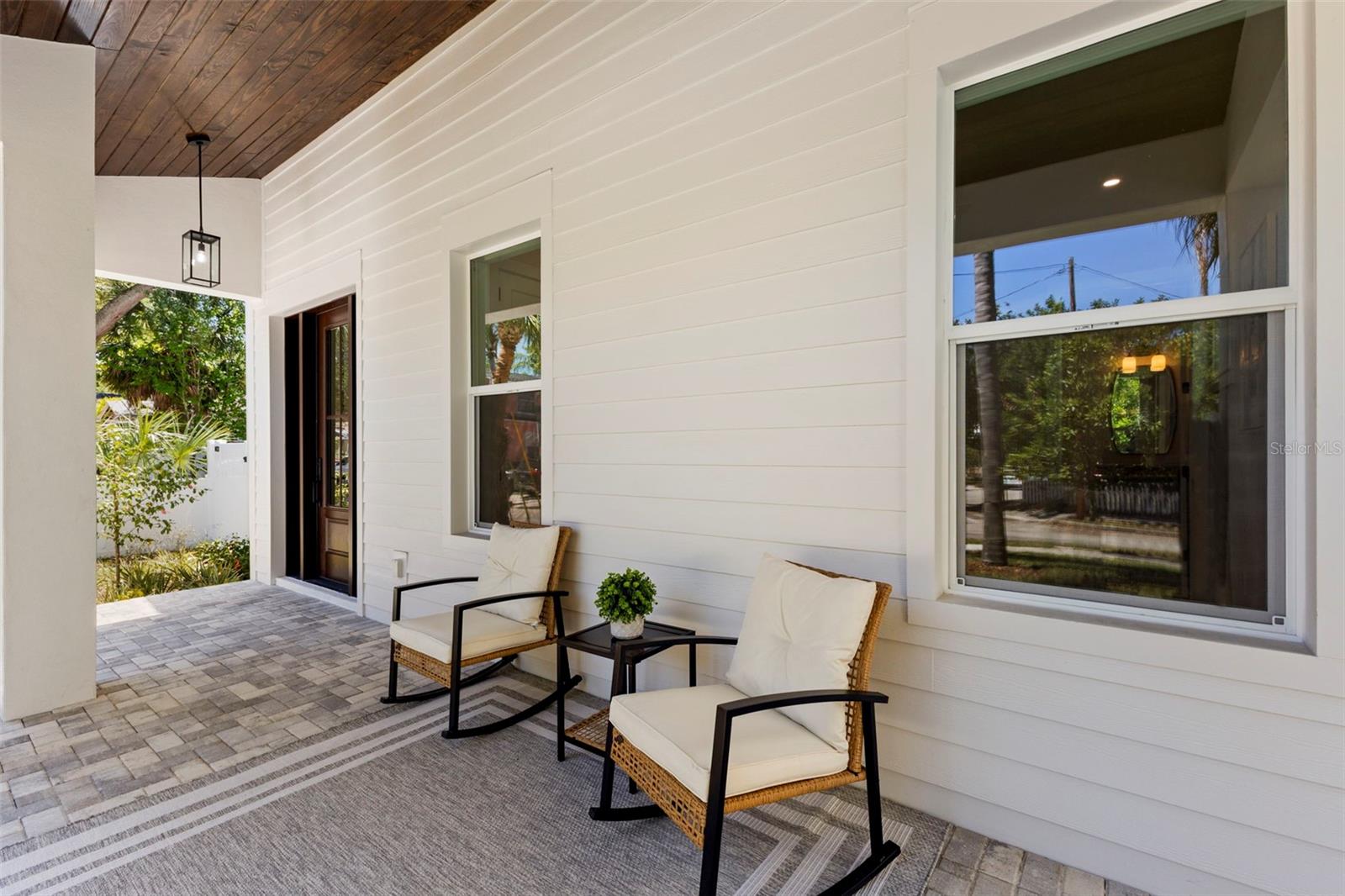 Image 7 of 65 For 1100 8th Street N