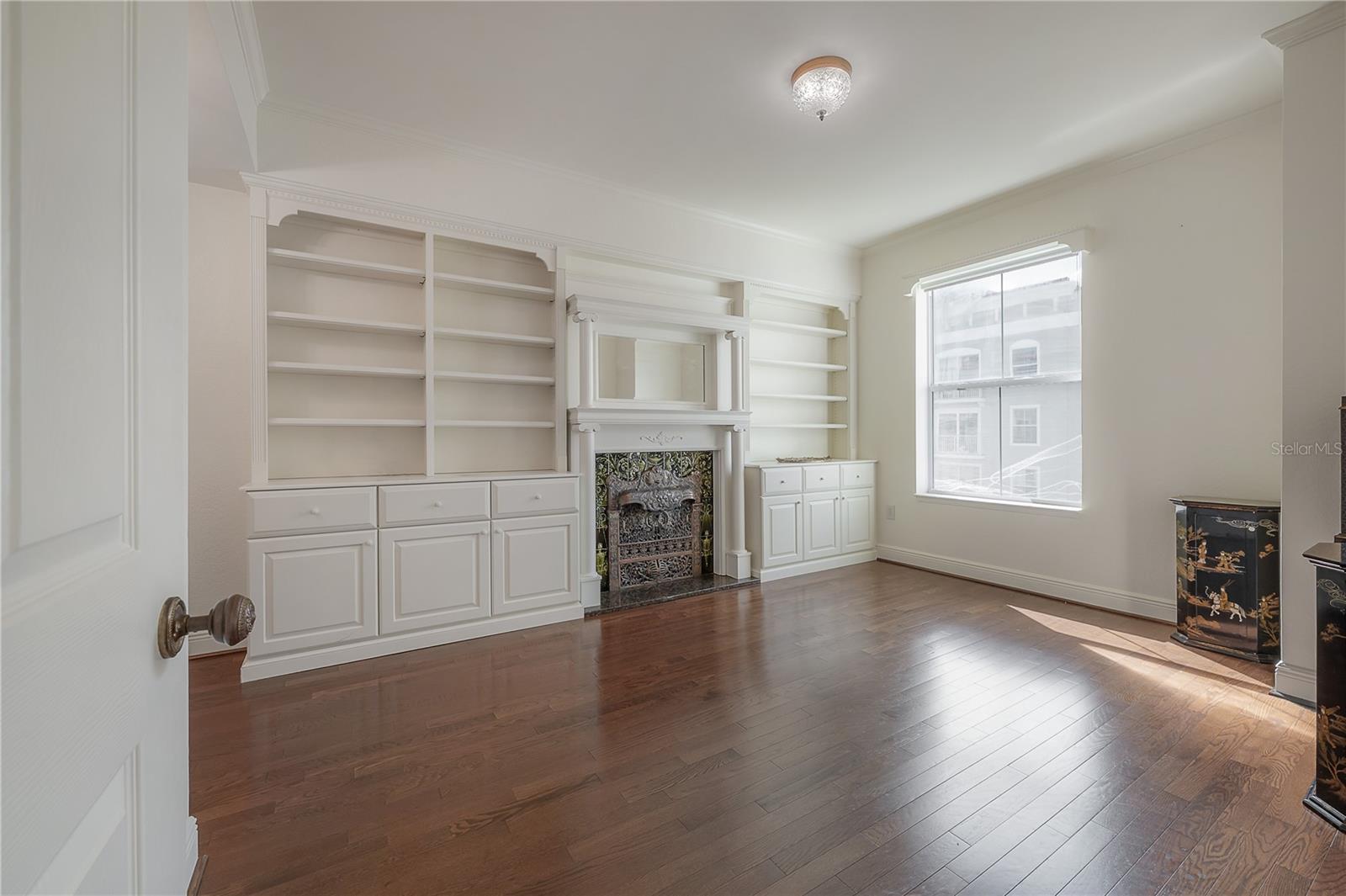 Listing photo id 19 for 700 Harbour Island Boulevard 716