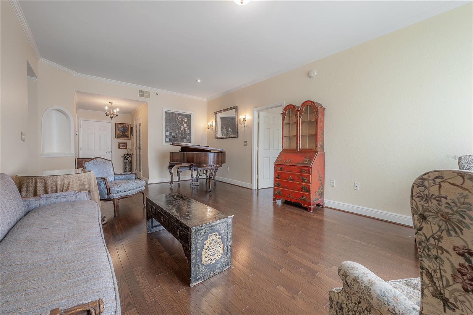 Listing photo id 5 for 700 Harbour Island Boulevard 716