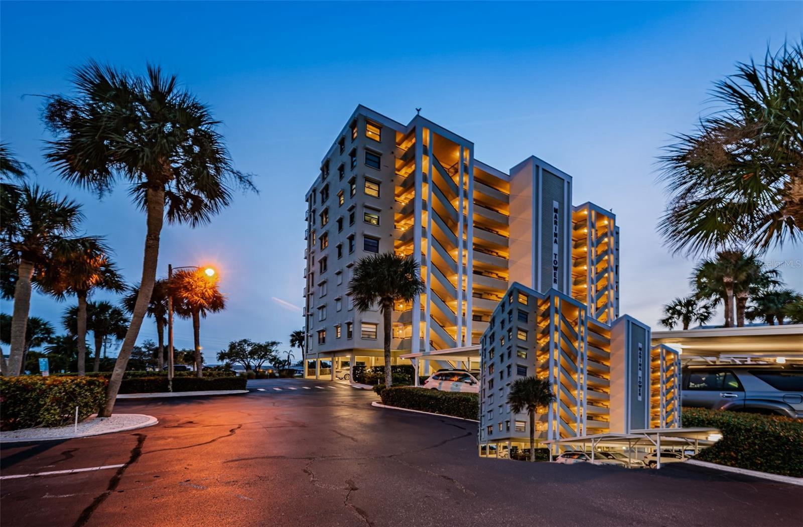 Image 39 of 48 For 2530 Gary Circle 802