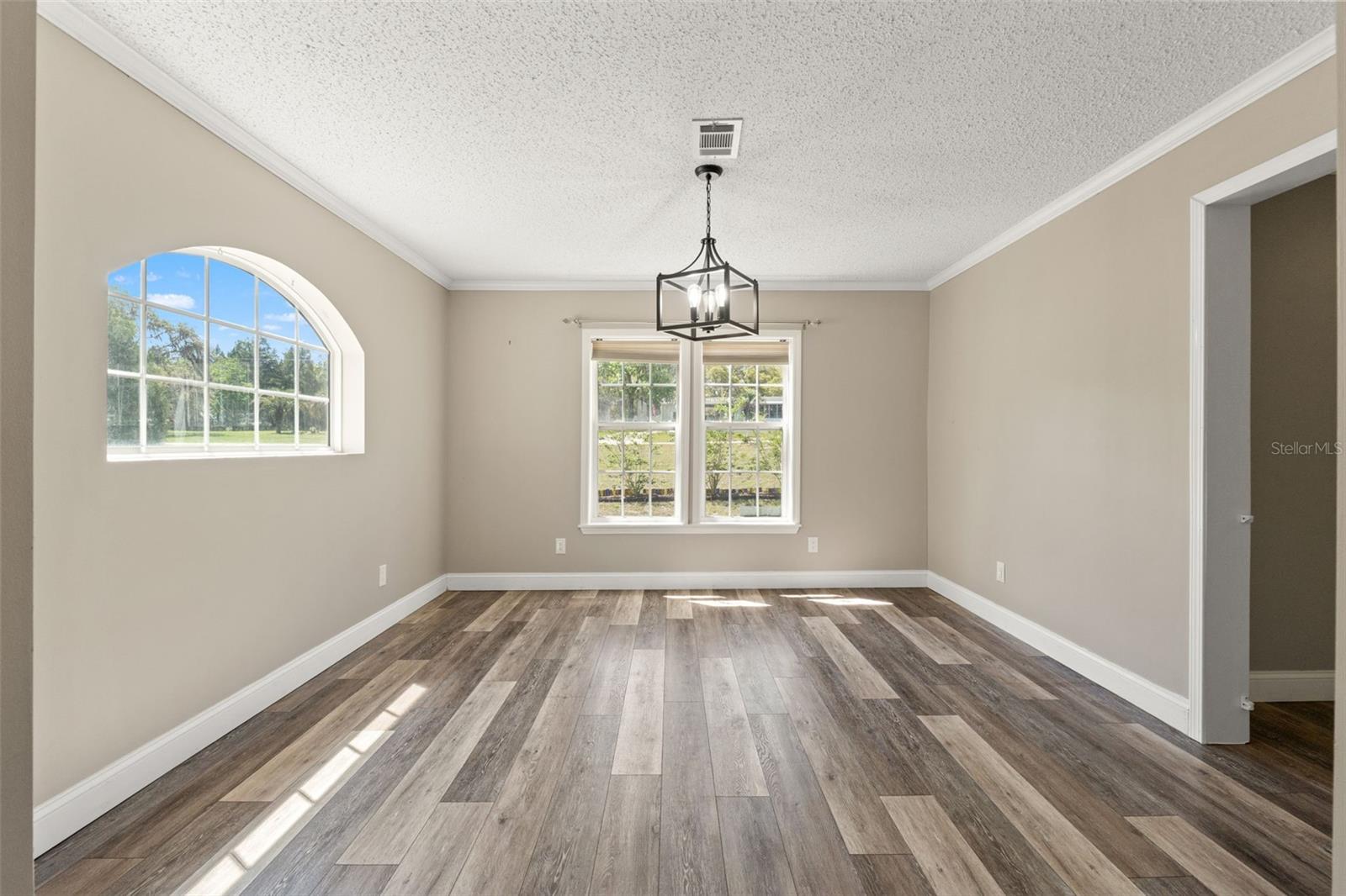 Image 13 of 79 For 8231 Sunray Lane