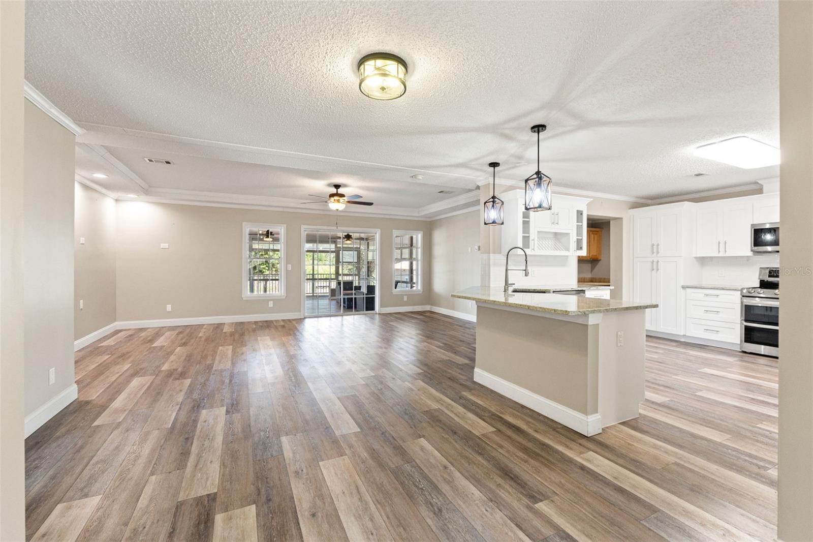 Image 14 of 79 For 8231 Sunray Lane