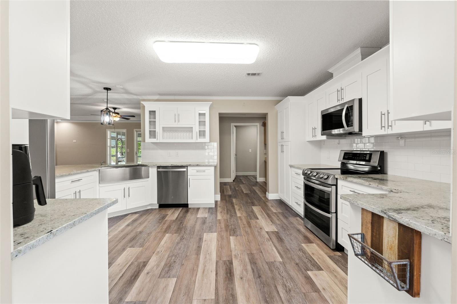 Image 15 of 79 For 8231 Sunray Lane