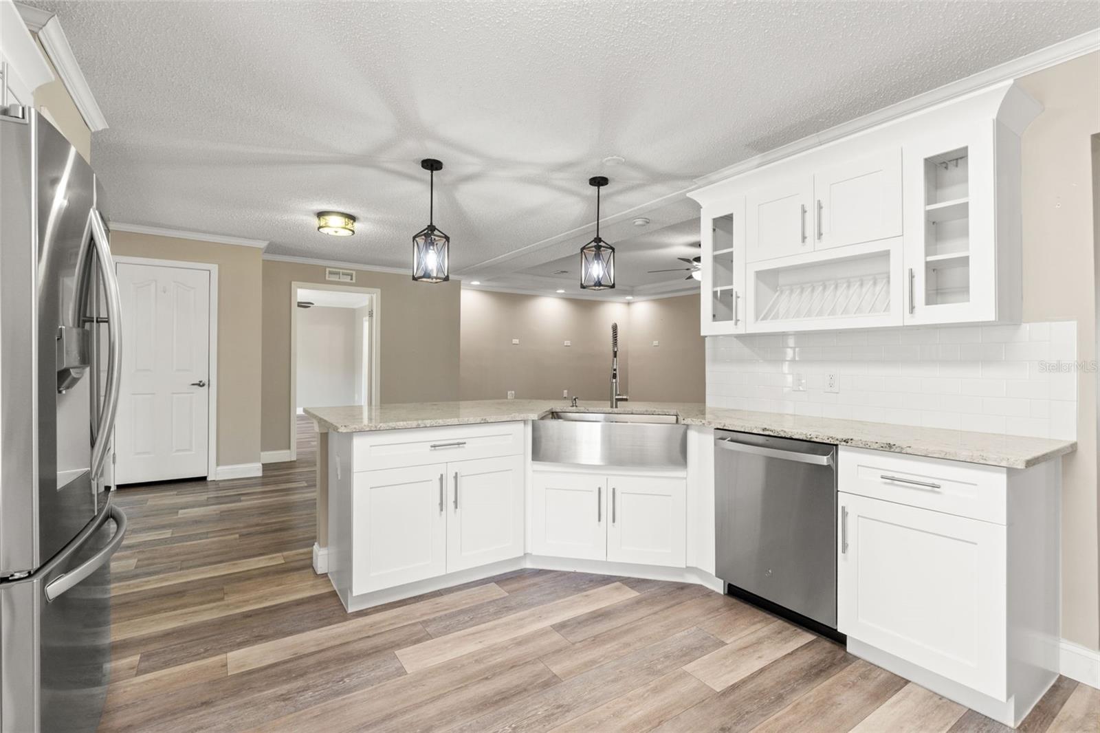 Image 17 of 79 For 8231 Sunray Lane