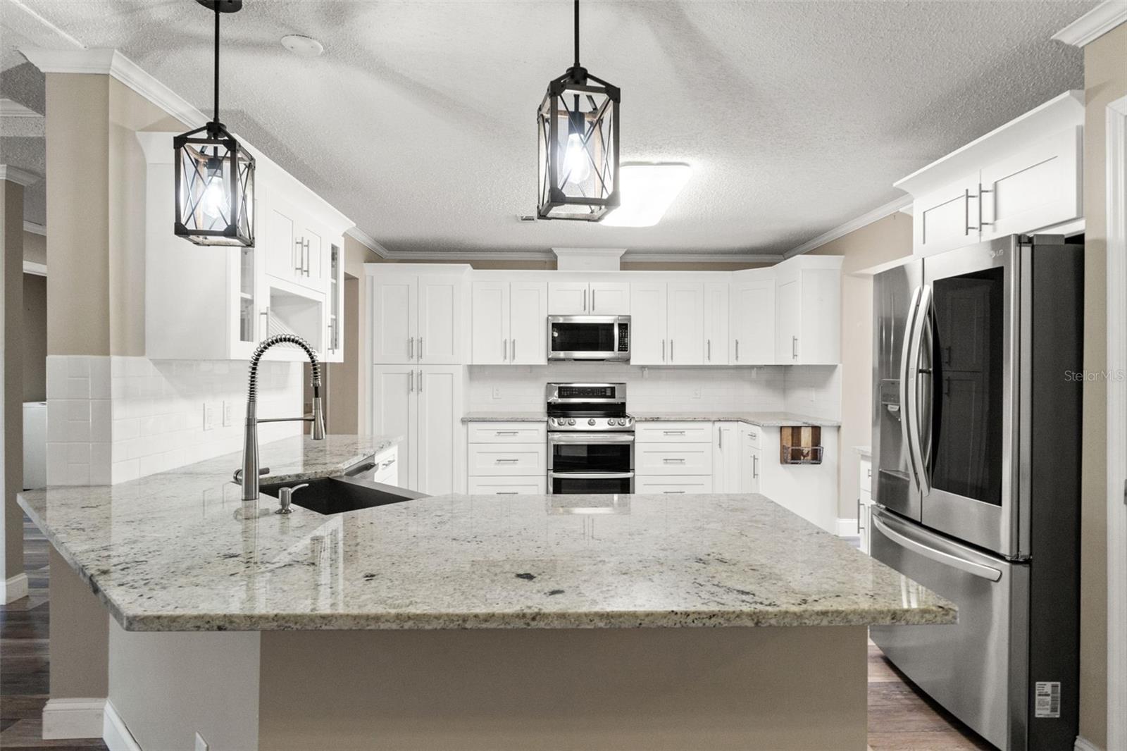 Image 19 of 79 For 8231 Sunray Lane