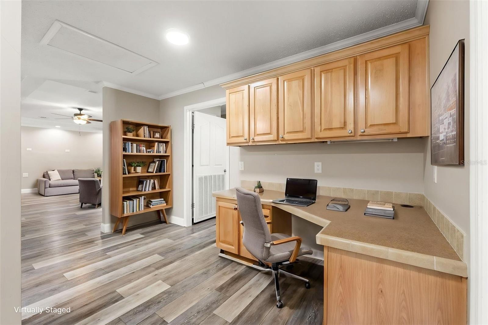 Image 32 of 79 For 8231 Sunray Lane