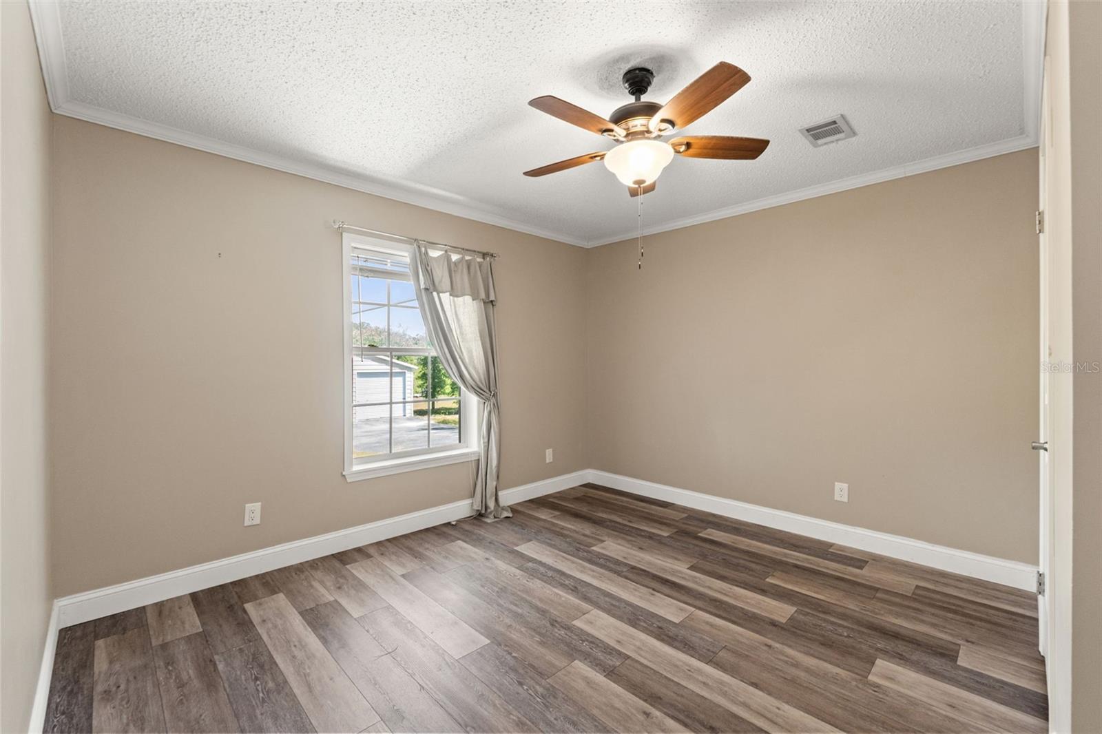 Image 52 of 79 For 8231 Sunray Lane