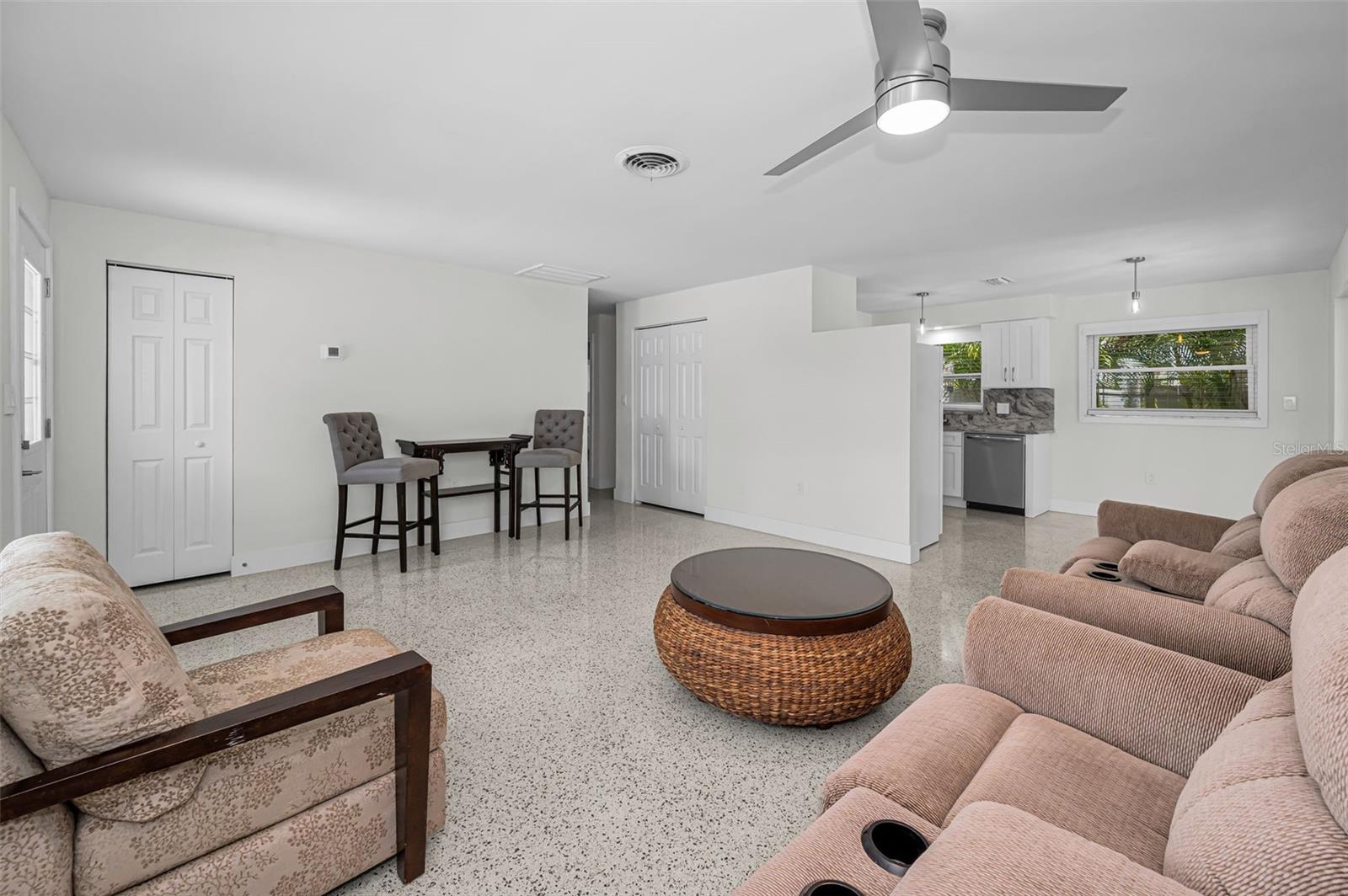 Image 10 of 31 For 7691 Coquina Way