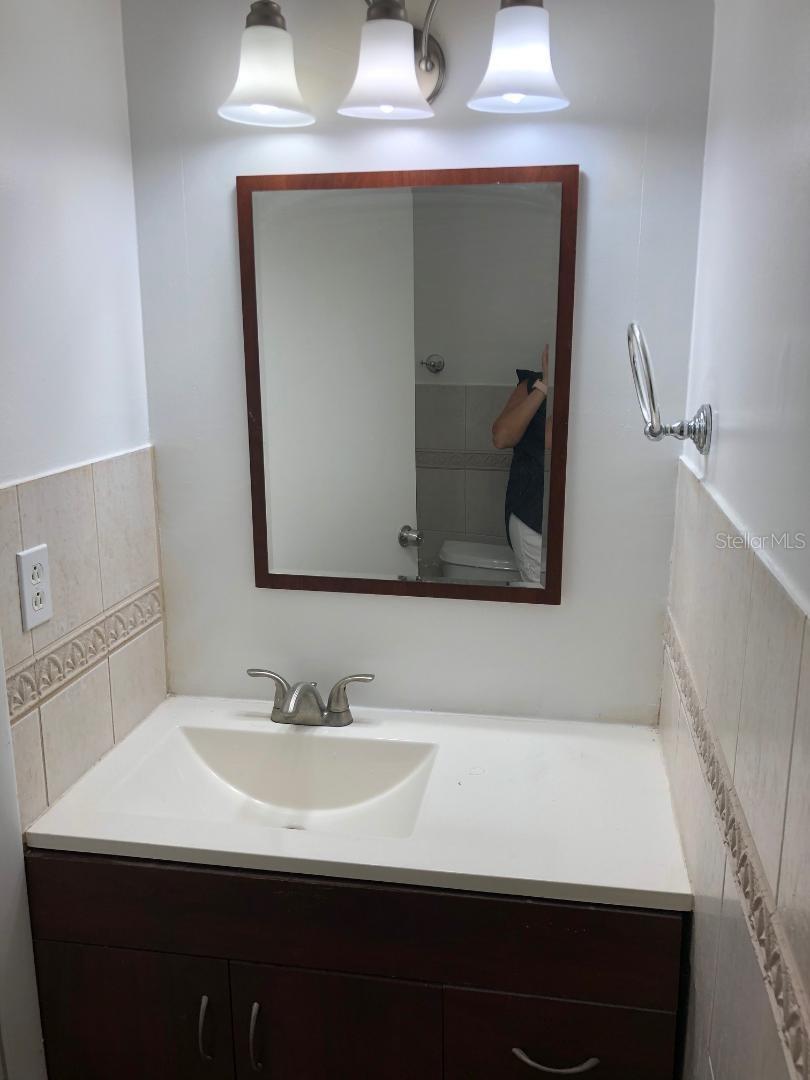 Image 13 of 20 For 7501 Gallineta Court